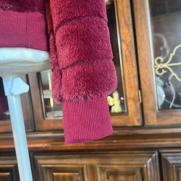 Sweater WARM FUZZIES Fluffy Comfortable Soft Burgundy Long Sleeves - Picture 5 of 7